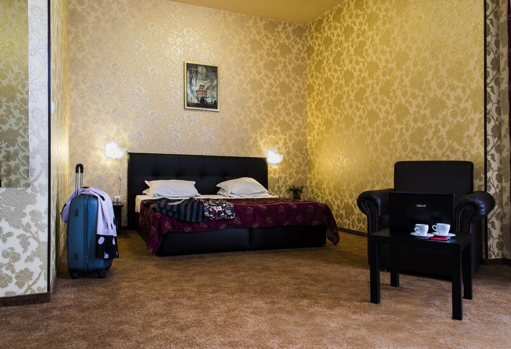 Hotel Aqualand Пловдив Номер фото